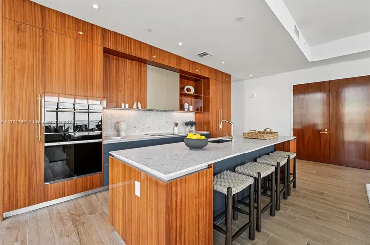 Mr. C Residences Bayshore Tower #1601 image #25