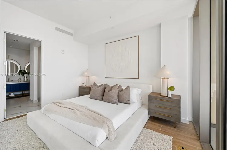 Mr. C Residences Bayshore Tower #1601 image #31