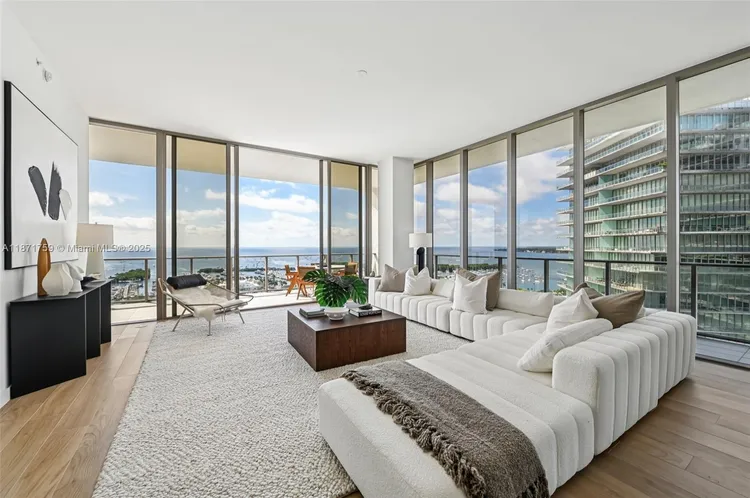 Mr. C Residences Bayshore Tower #1601 image #6