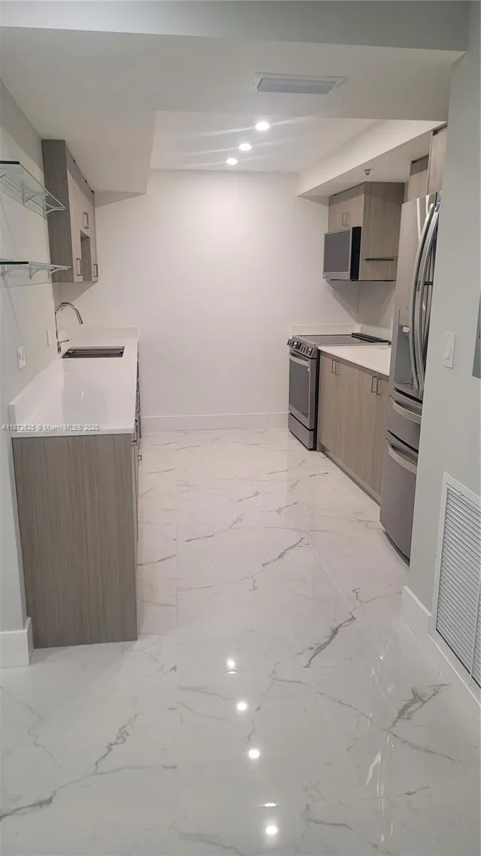 Maison Grande #1535 image #13