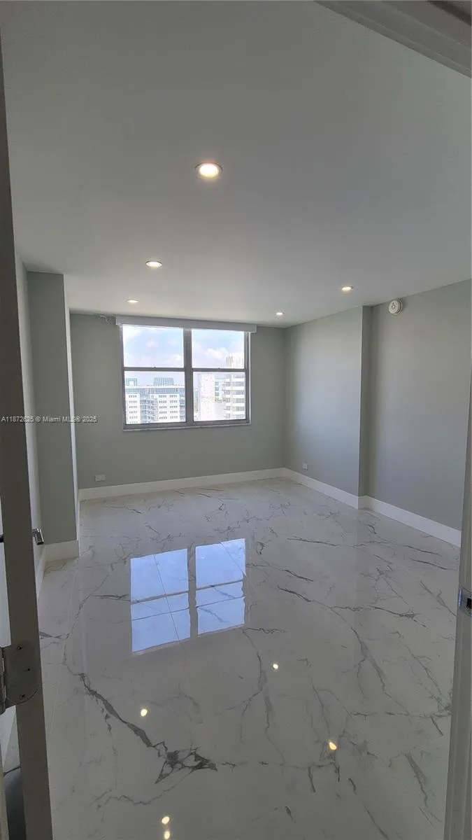 Maison Grande #1535 image #23