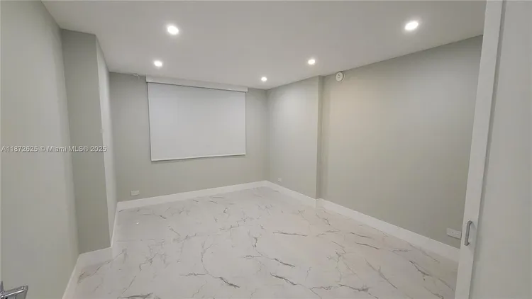 Maison Grande #1535 image #25