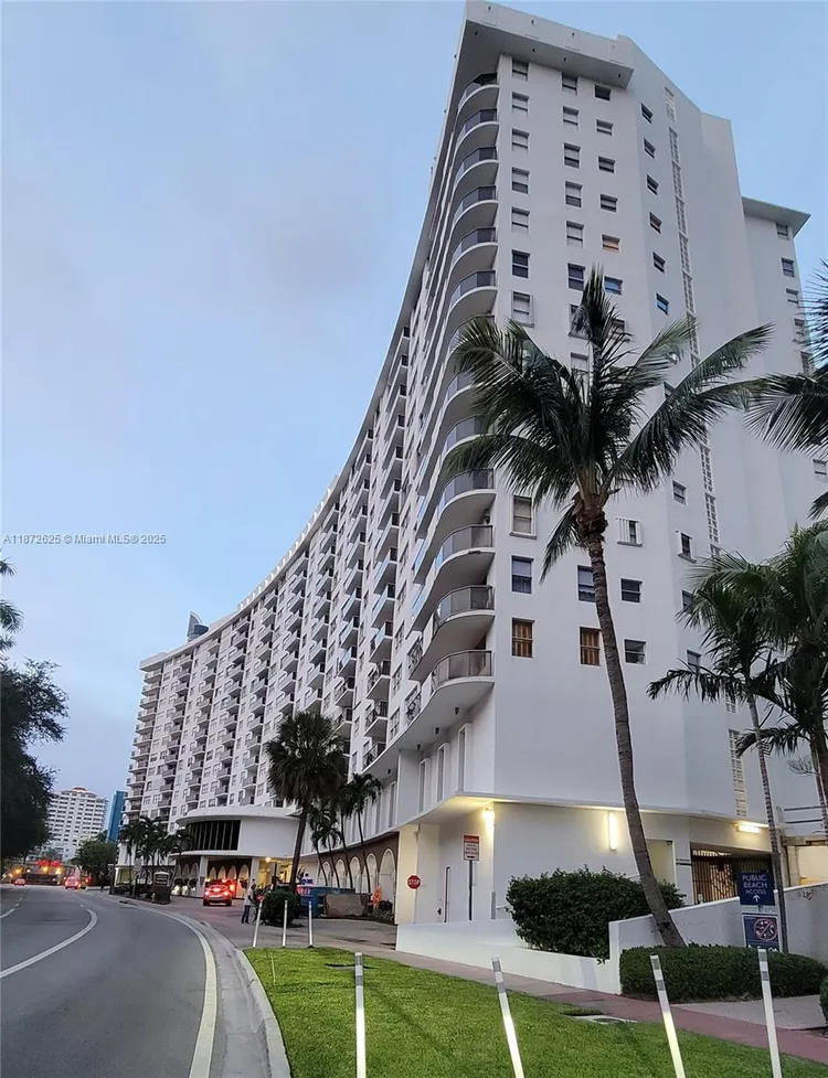 Maison Grande #1535 image #31