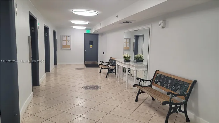 Maison Grande #1535 image #64