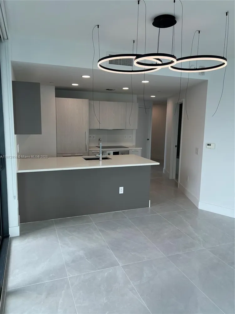 Paraiso Bayviews #906 image #17