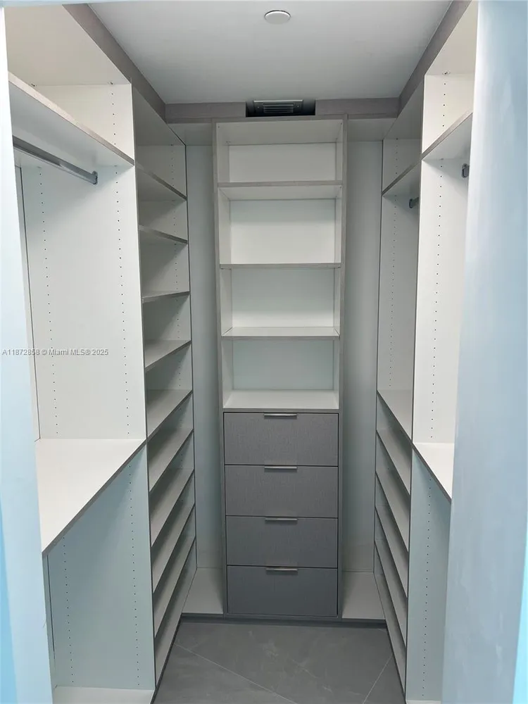 Paraiso Bayviews #906 image #27