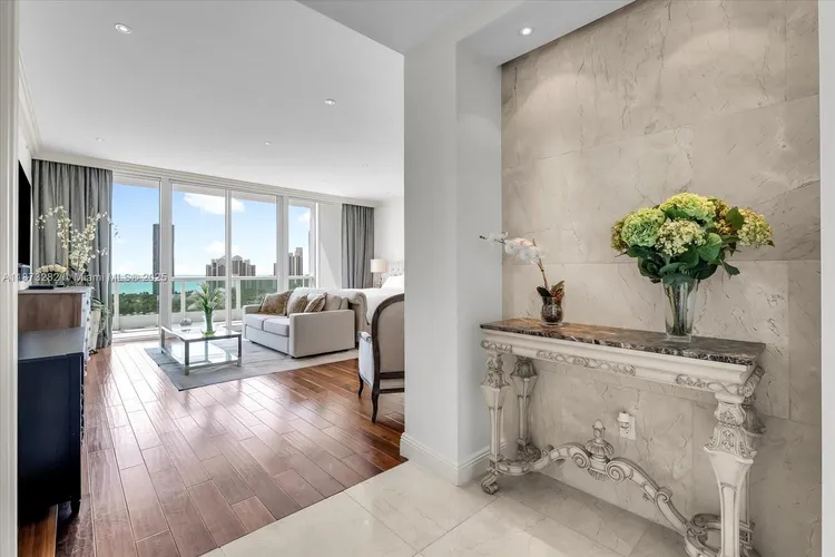 Porto Vita North Tower #2002 image #12