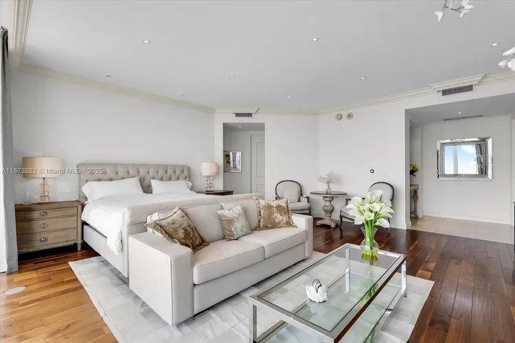 Porto Vita North Tower #2002 image #14