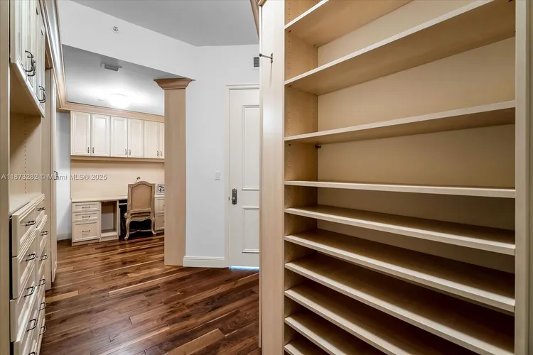 Porto Vita North Tower #2002 image #18