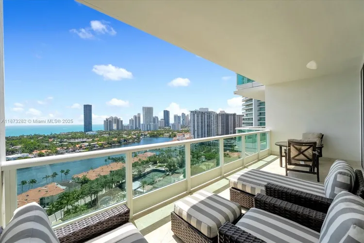 Porto Vita North Tower #2002 image #21