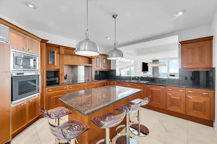 Porto Vita North Tower #2002 image #7