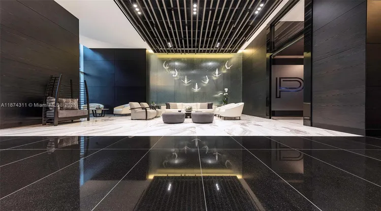 Paramount Miami Worldcenter #3001 image #26