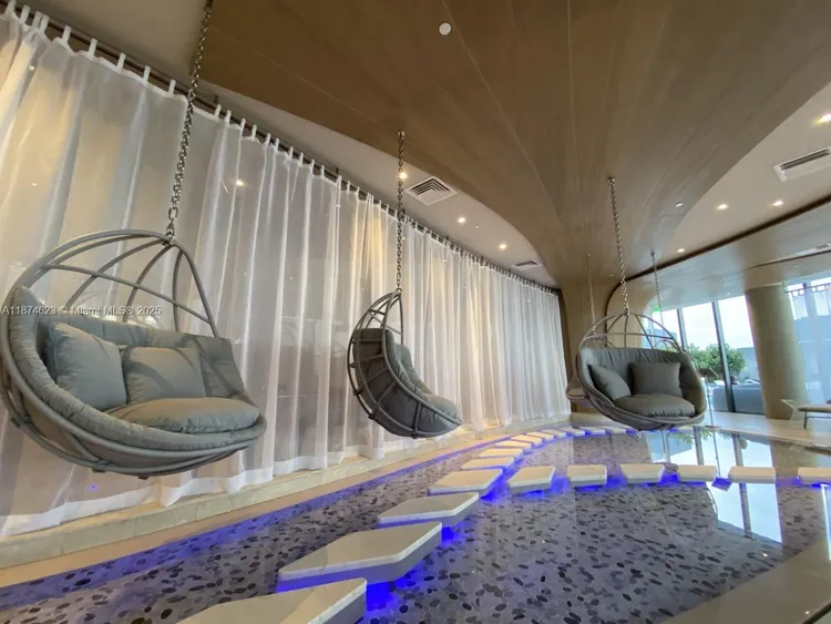 Brickell Flatiron #2201 image #23