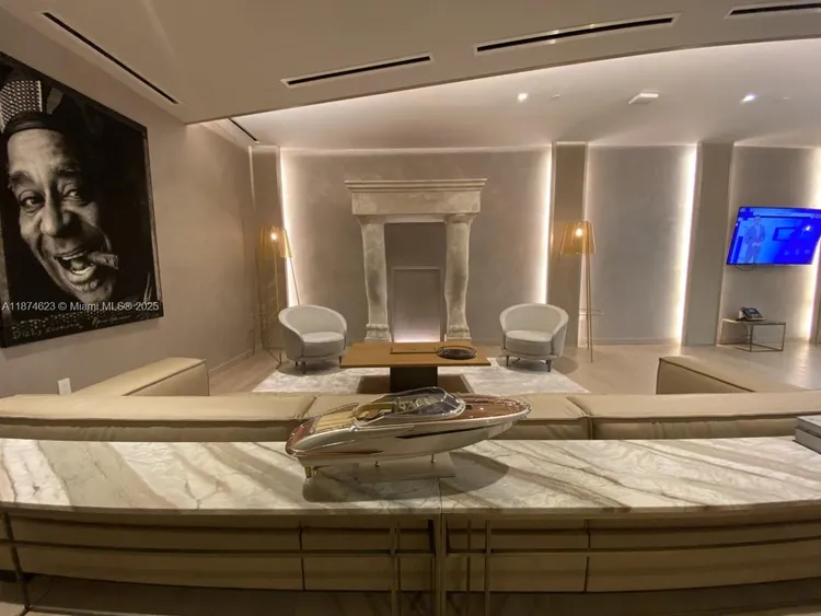 Brickell Flatiron #2201 image #34