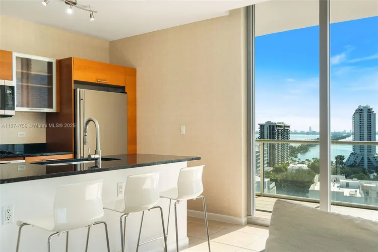 Midtown 2 #H1711 image #15