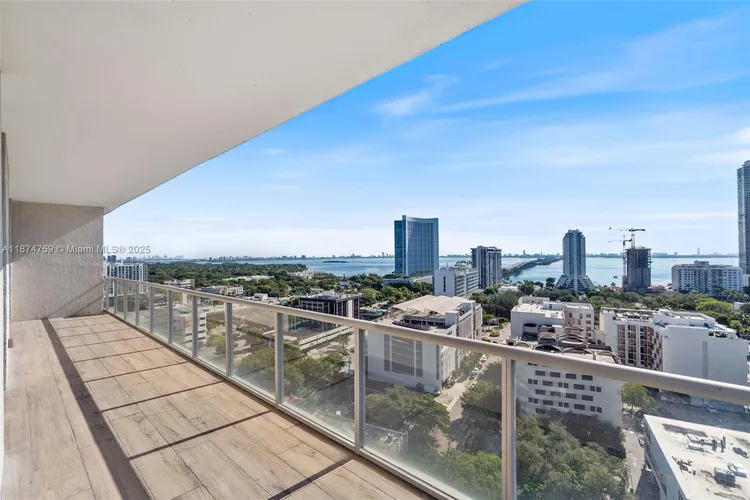 Midtown 2 #H1711 image #9