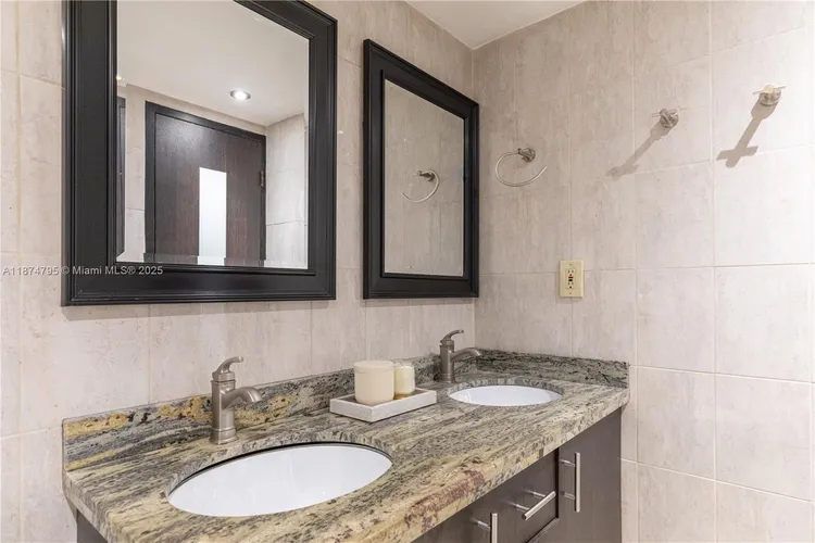 Parker Dorado #1517 image #24