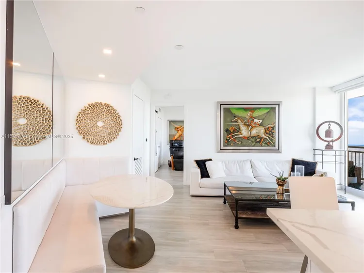 Metropolitan at Brickell #2401 image #10