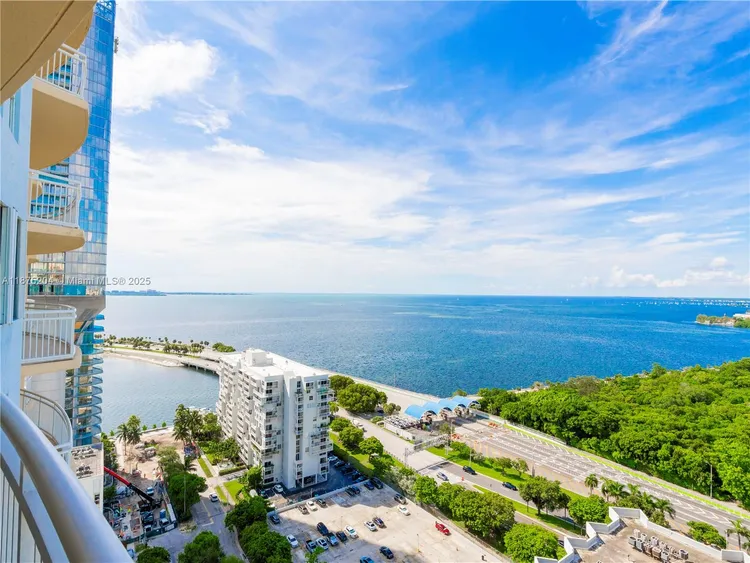 Metropolitan at Brickell #2401 image #17