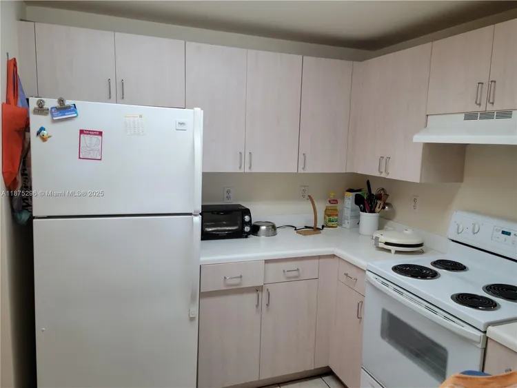 Douglas Grand #529 image #8