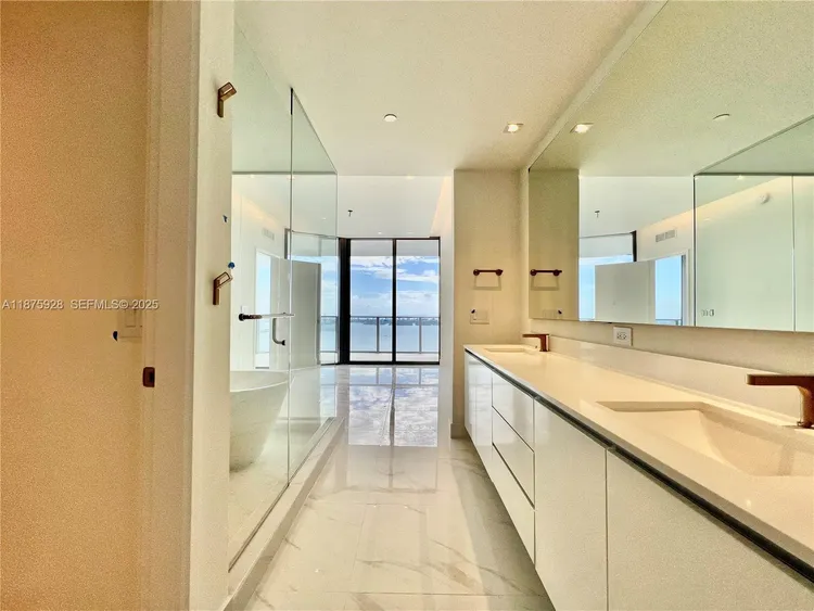 Aria Reserve South Tower #4602-S image #11