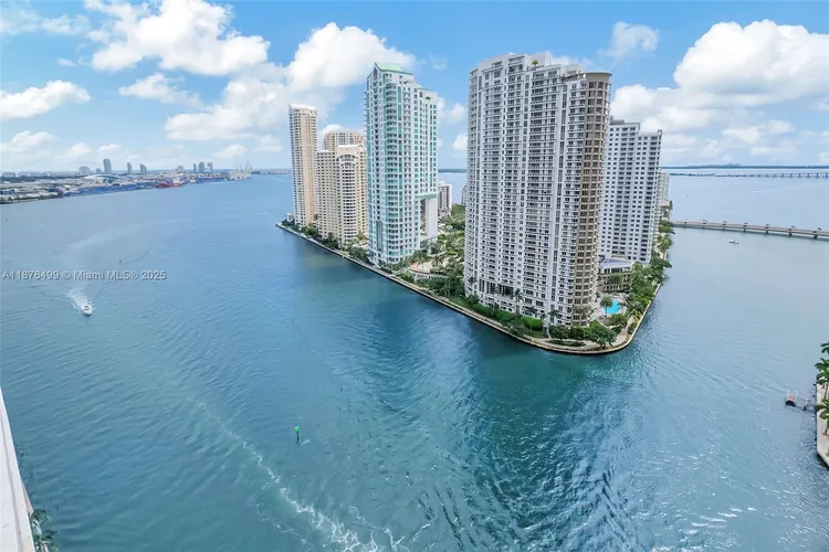 Aston Martin Residences #2402E image #11