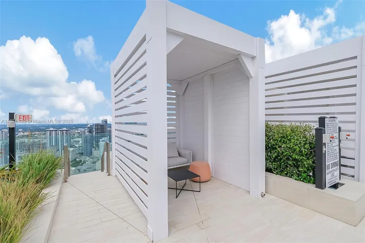 Aston Martin Residences #2402E image #13