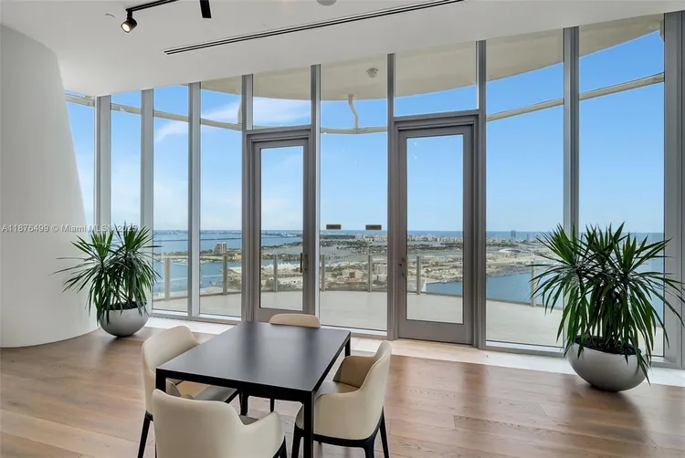 Aston Martin Residences #2402E image #24