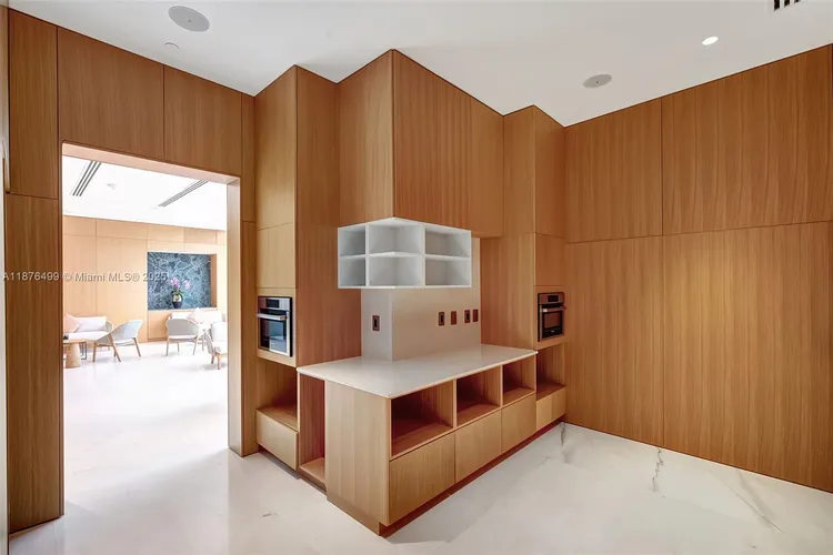 Aston Martin Residences #2402E image #33