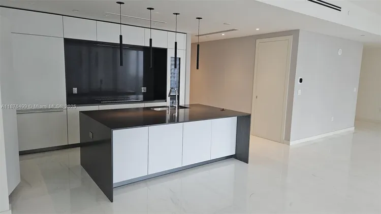 Aston Martin Residences #2402E image #38