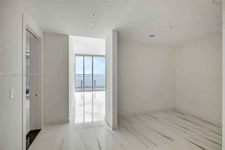 Aston Martin Residences #2402E image #45