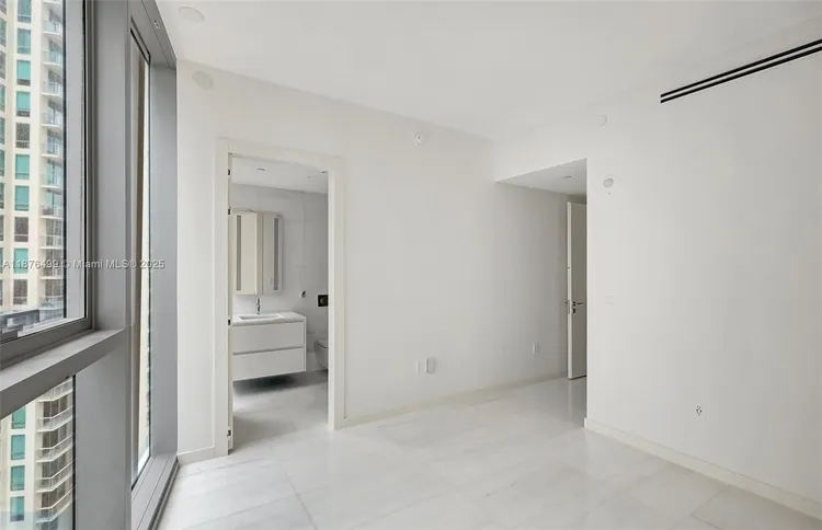 Aston Martin Residences #2402E image #52