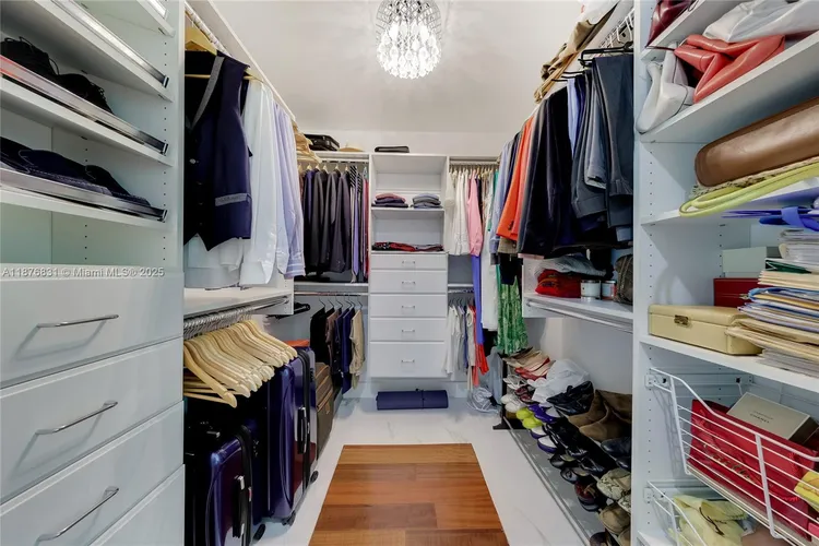 Emerald at Brickell #803 image #12