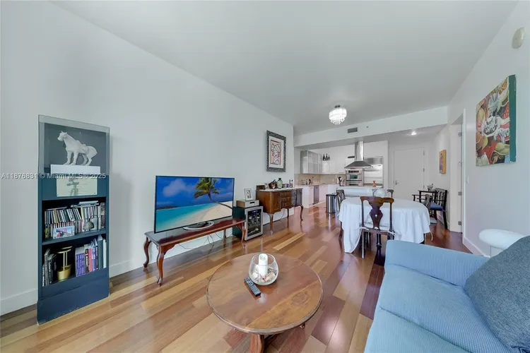 Emerald at Brickell #803 image #7