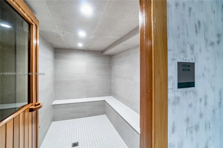 Le Jardin Residences #503 image #20