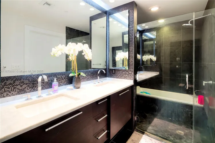 900 Biscayne Bay #4003 image #21