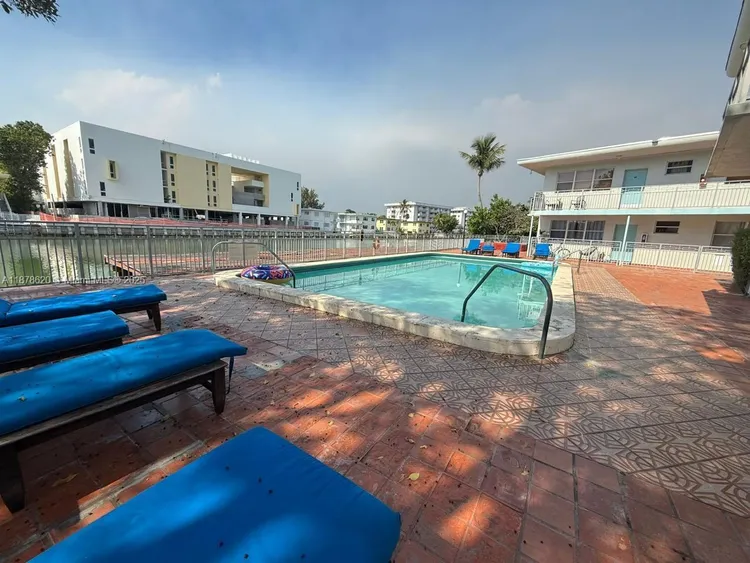 Marseilles Deco #46 image #74