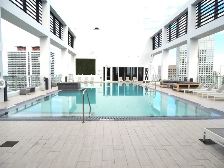 Centro #3301 image #20