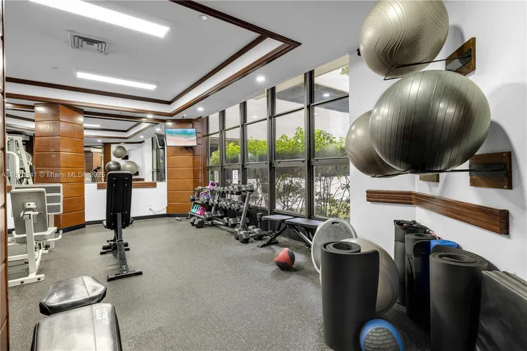 Biscayne Cove #1501 image #26