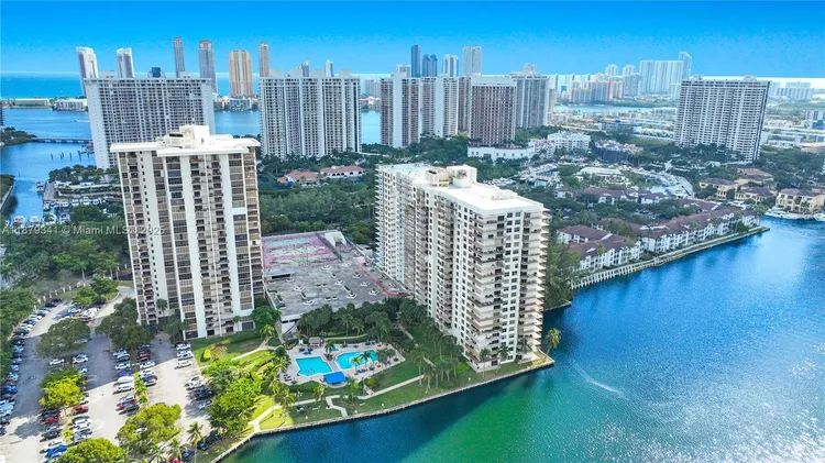 Biscayne Cove #1501 image #30