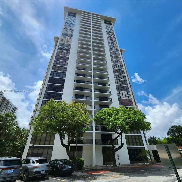 Biscayne Cove #1501 image #32