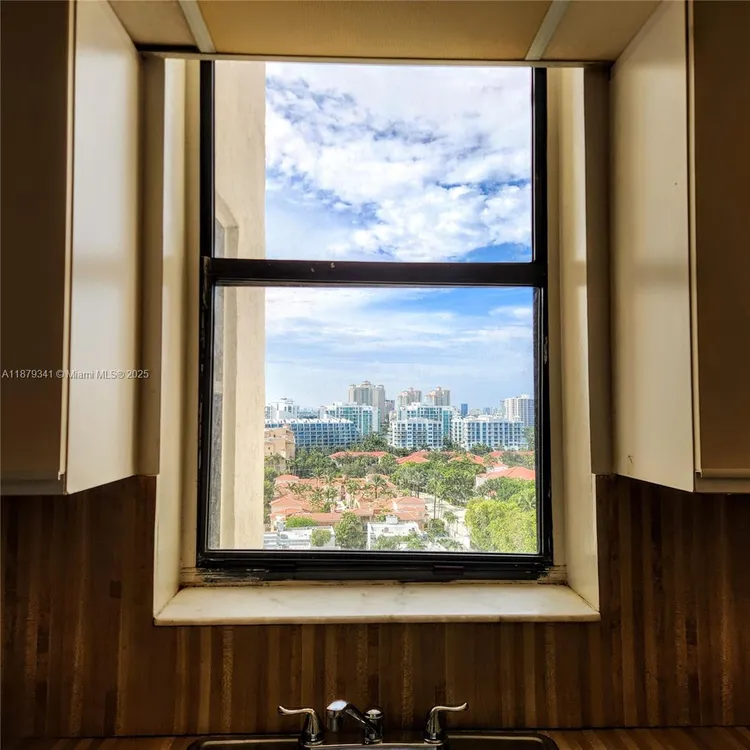 Biscayne Cove #1501 image #8