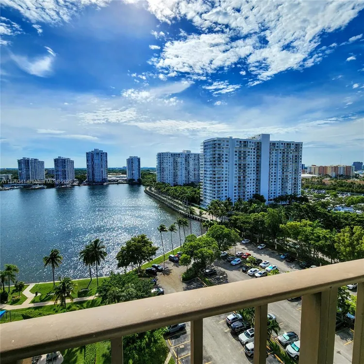 Biscayne Cove #1501 image #9