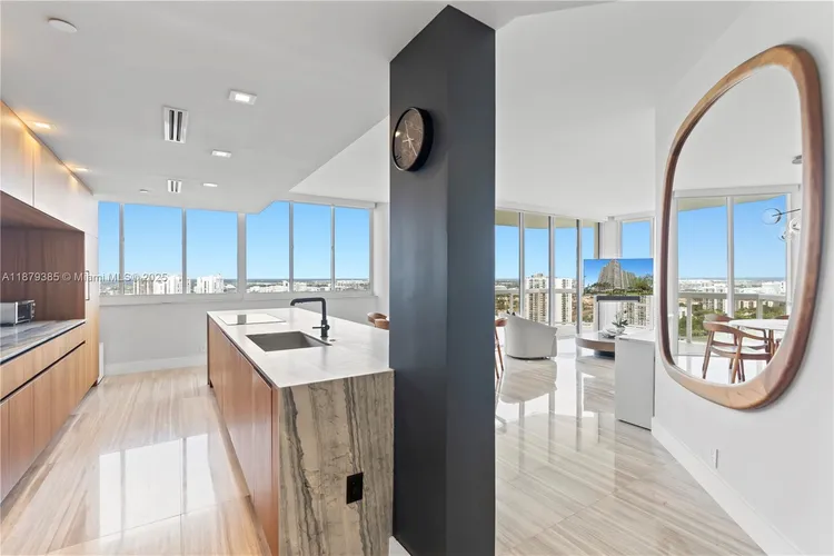 The Landmark #PH6 image #10