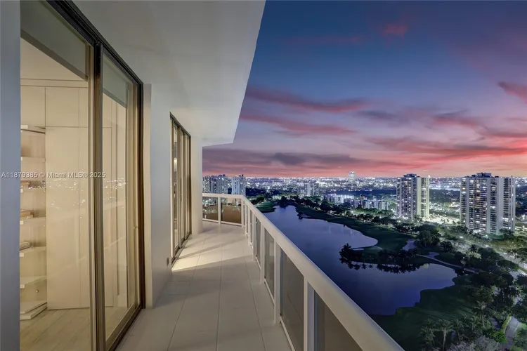 The Landmark #PH6 image #22