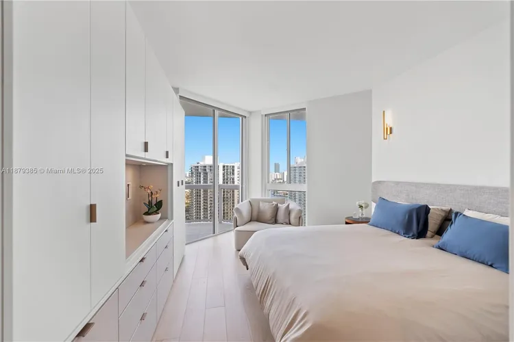 The Landmark #PH6 image #36