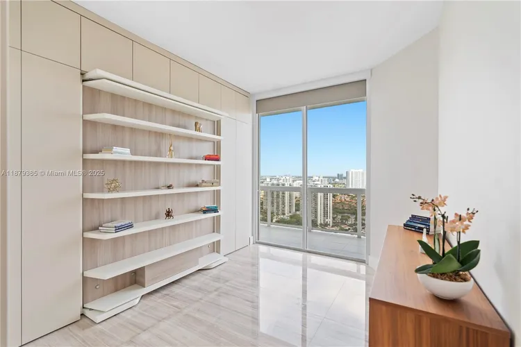 The Landmark #PH6 image #42