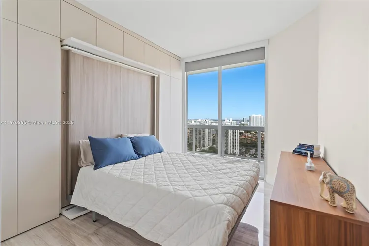 The Landmark #PH6 image #43