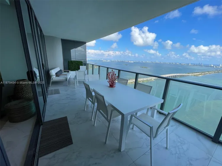 One Paraiso #4403 image #10