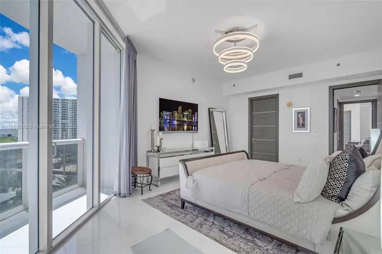 Trump Tower 2 #606 image #14